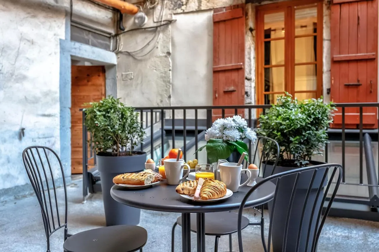 Le 15 Sainte Claire - Luxe Et Prestige Apartment Annecy France